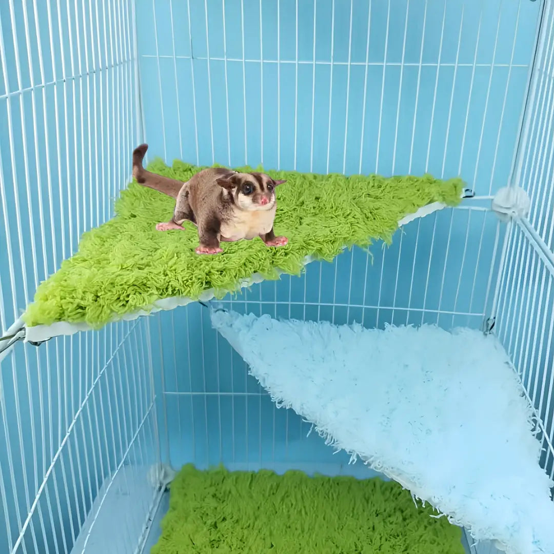 Cama Suspensa Triangular Pelúcia para Pássaros Pequenos | Caprioli Inter Brinquedos e Acessórios gaiola