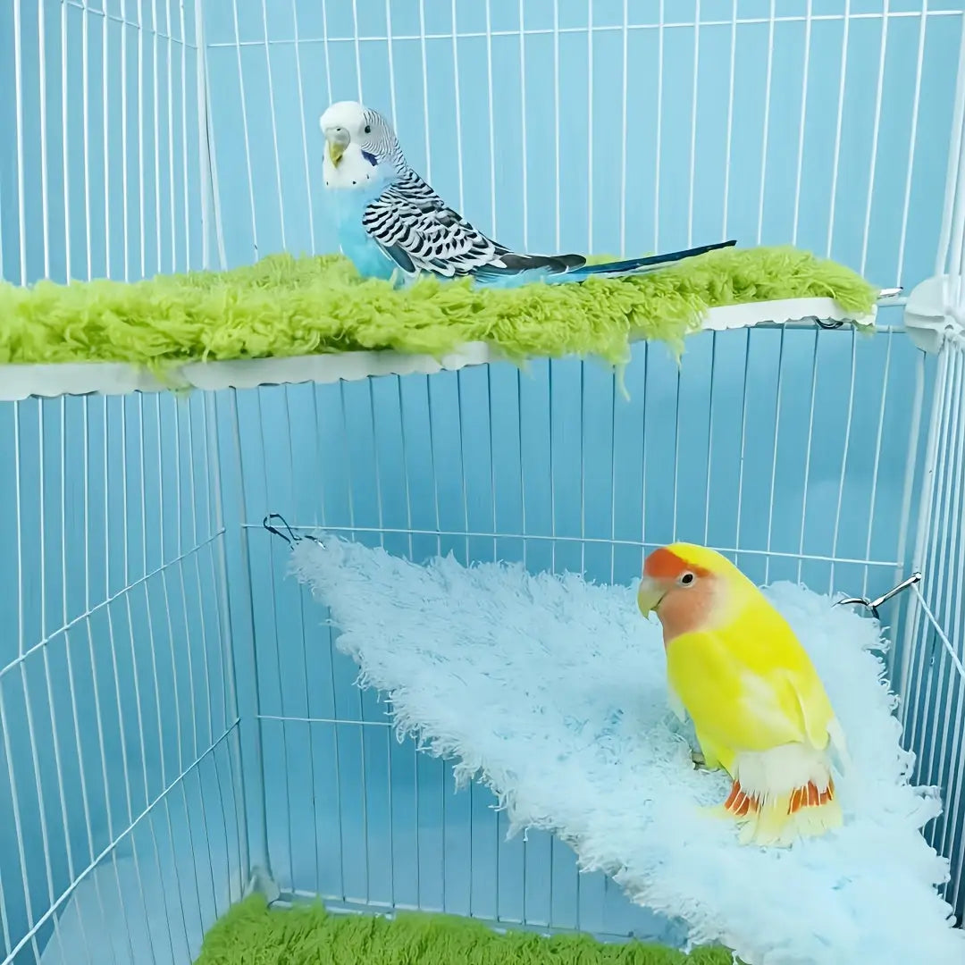 Cama Suspensa Triangular Pelúcia para Pássaros Pequenos | Caprioli Inter Brinquedos e Acessórios gaiola