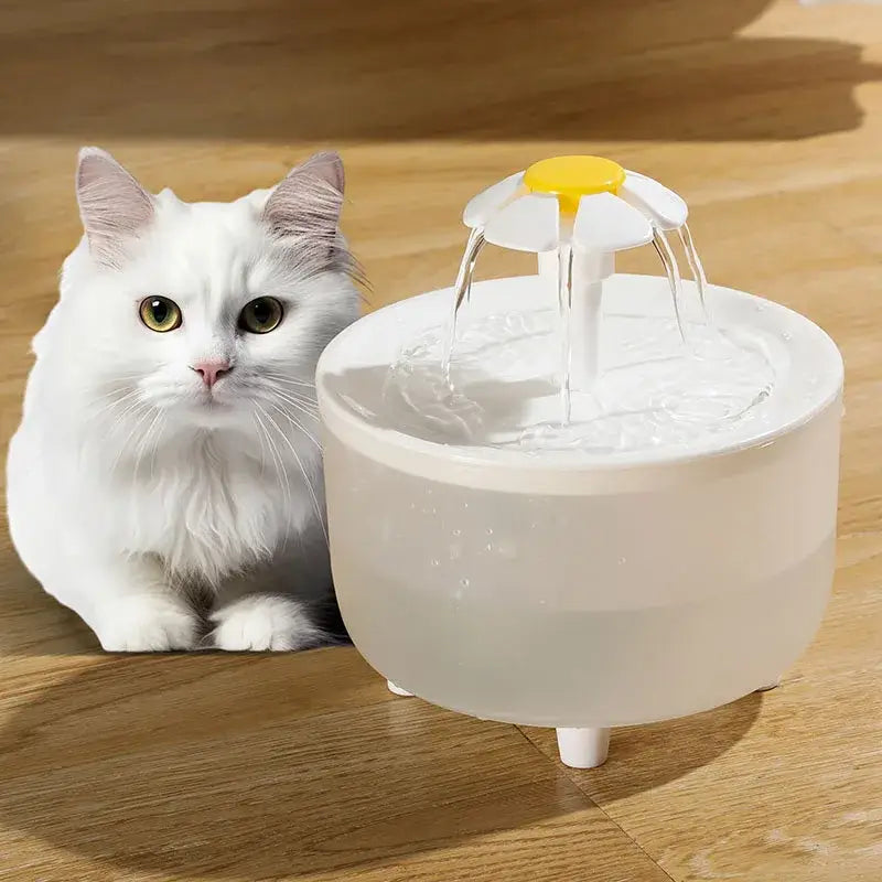 Fonte de Água Elétrica para Gatos Estimula Hidratação Silenciosa + Filtro | Caprioli Inter Bebedouro Branco / Plugue