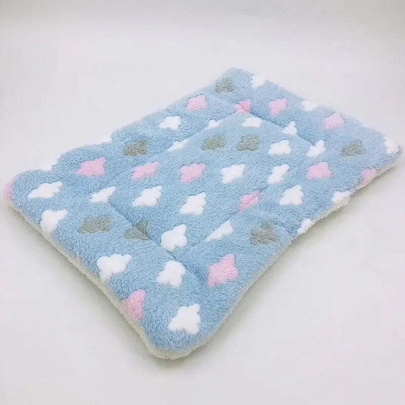 Tapetinho para Pets em Veludo Coral – Versátil Tamanhos P a GG | Caprioli Inter Acessórios Nuvem Azul / 30X40cm