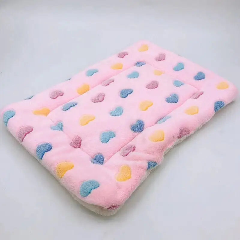 Tapetinho para Pets em Veludo Coral – Versátil Tamanhos P a GG | Caprioli Inter Acessórios Coração Rosa / 30X40cm