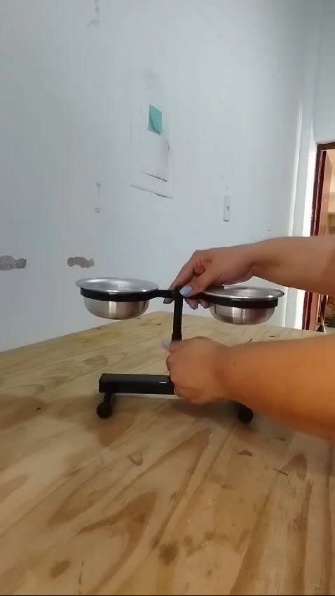Comedouro Duplo Elevado Ergonômico para Cachorro Preto | Caprioli