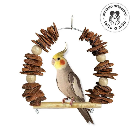Brinquedo Balanço para Calopsita e Periquito Casca de Pinus Natural | Caprioli Shop brinquedo acessórios pássaros