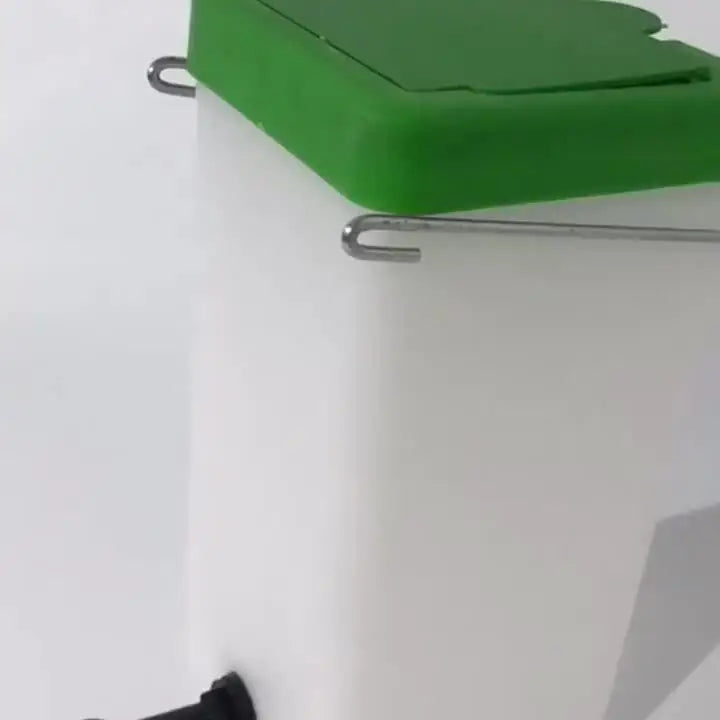 Dispensador de Água Automático para Coelhos | Caprili Inter - bebedouro roedores